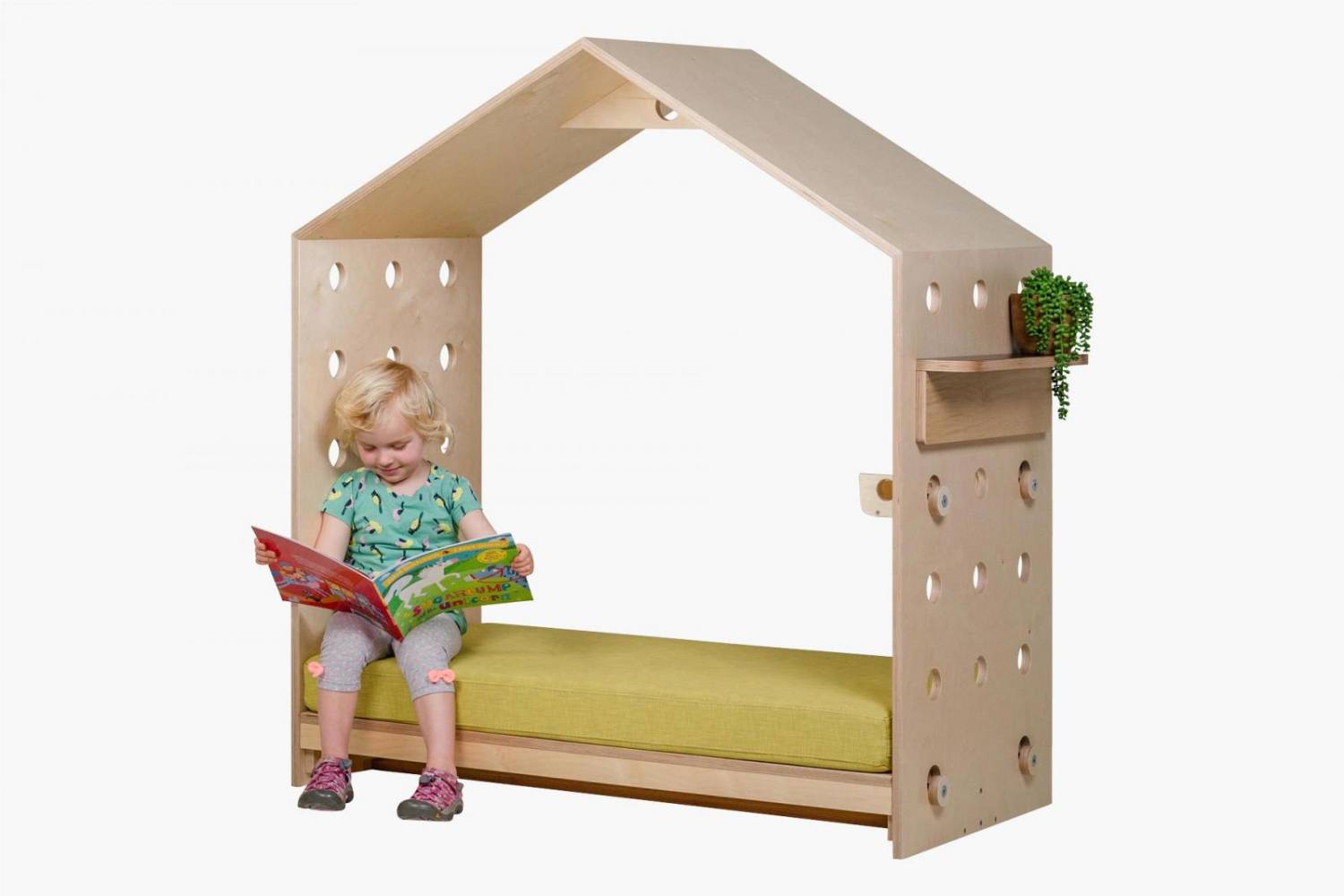 Wooden multi nook